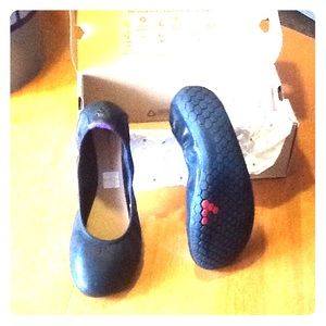Vivobarefoot Jing Jing ballet flats